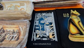 Приставучие египтяне, почему, они такие? почему египтяне приставучие